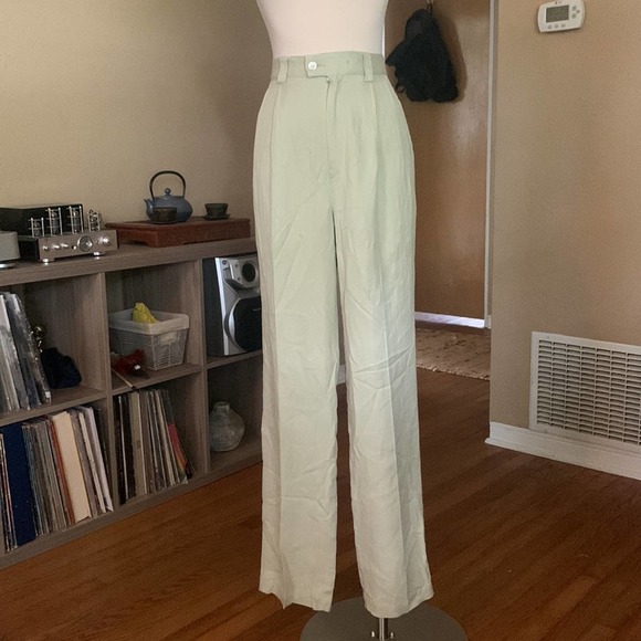 Tommy Bahama 100% Silk High Waisted Pleated Trousers - Picture 2 of 6